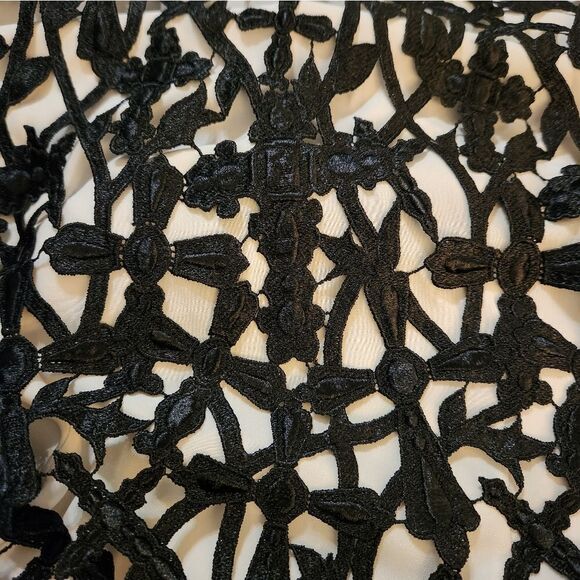 Versace 2012 Fall/Winter Runway Gothic Macrame Cross Cocktail Dress Size 6 NWT - Picture 6 of 10